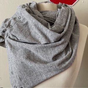 Lululemon Vinyasa scarf